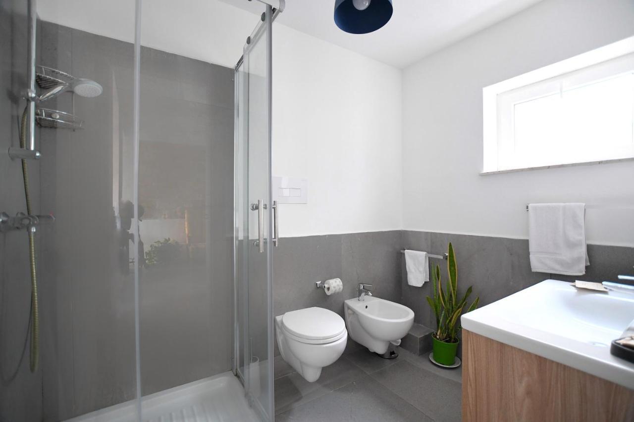 Iflat Dimora Giardino Inglese Apartment ปาแลร์โม ภายนอก รูปภาพ