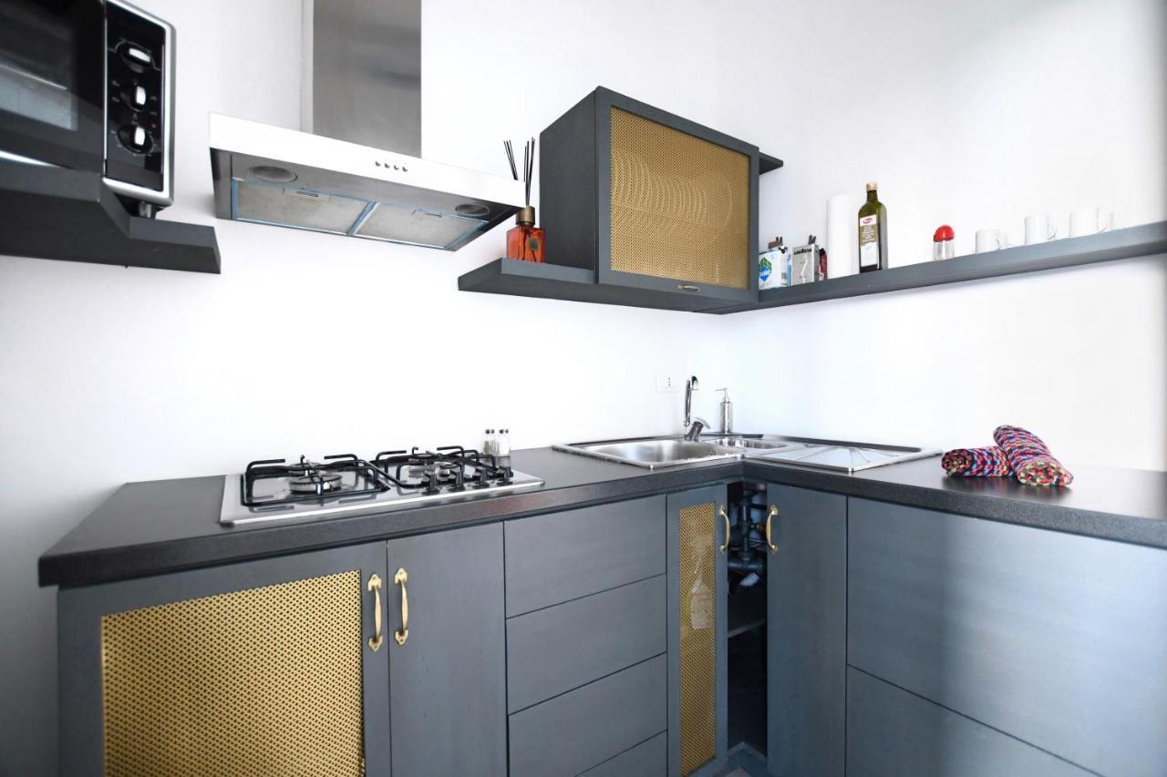 Iflat Dimora Giardino Inglese Apartment ปาแลร์โม ภายนอก รูปภาพ